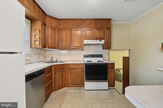 2702 PECKSNIFF RD, Wilmington, DE 19808
