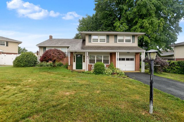 2702 PECKSNIFF RD, Wilmington, DE 19808