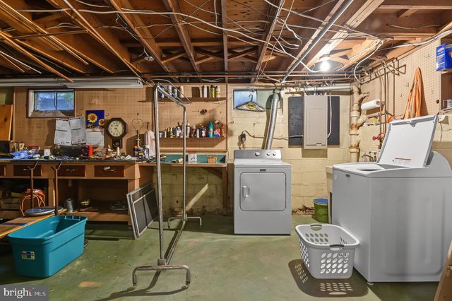 2702 PECKSNIFF RD, Wilmington, DE 19808