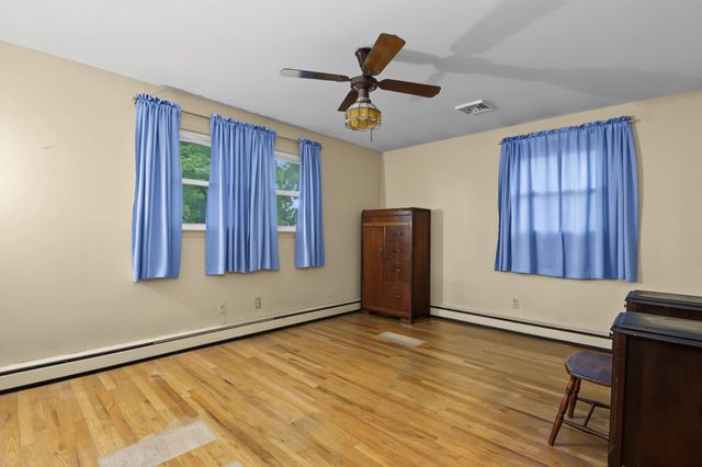 2702 PECKSNIFF RD, Wilmington, DE 19808