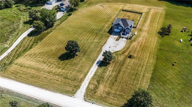 843 NW 1661 Road, Bates City, MO 64011