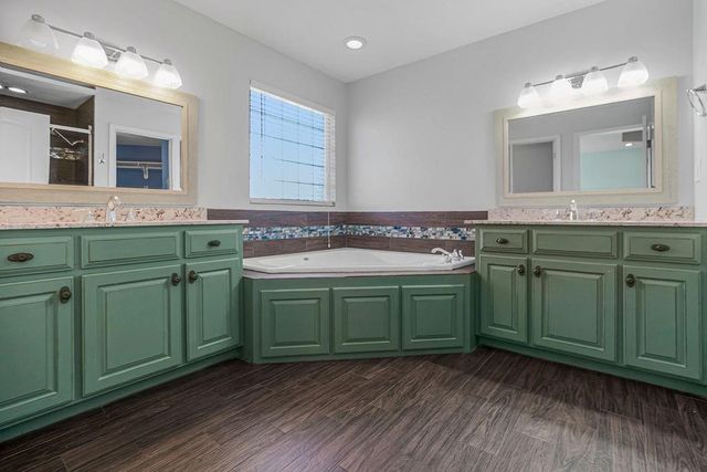 843 NW 1661 Road, Bates City, MO 64011