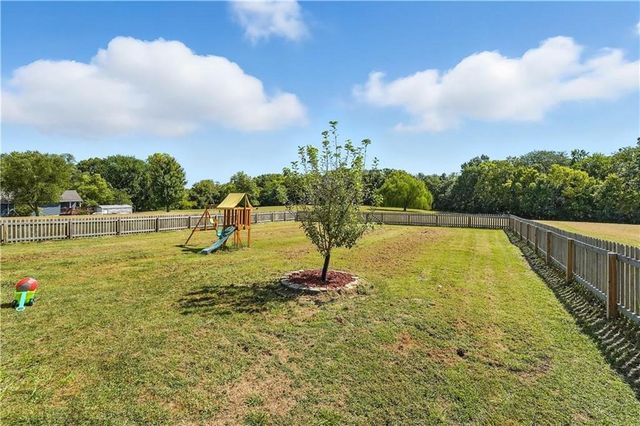 843 NW 1661 Road, Bates City, MO 64011