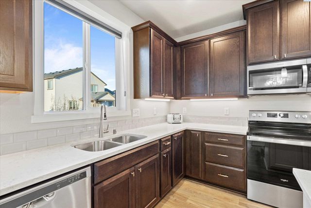 4712 W Coyote St, Moses Lake, WA 98837