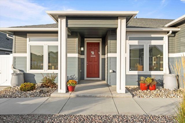 4712 W Coyote St, Moses Lake, WA 98837