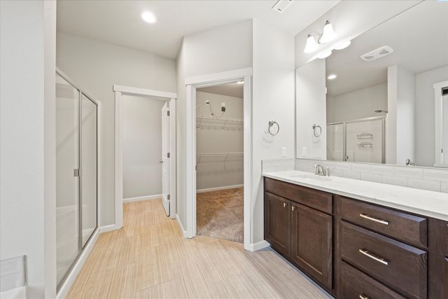 4712 W Coyote St, Moses Lake, WA 98837