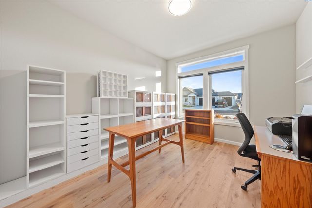 4712 W Coyote St, Moses Lake, WA 98837