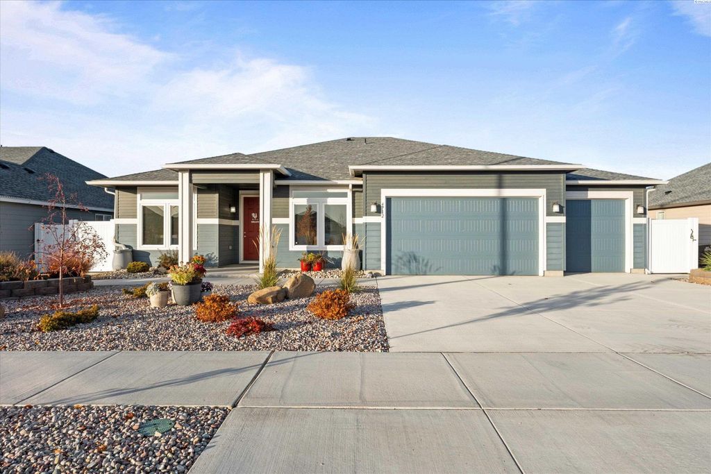 4712 W Coyote St, Moses Lake, WA 98837