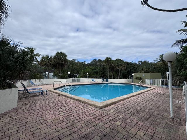 4205 N UNIVERSITY Drive 107, Sunrise, FL 33351