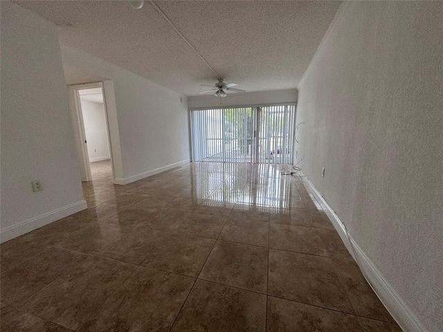 4205 N UNIVERSITY Drive 107, Sunrise, FL 33351
