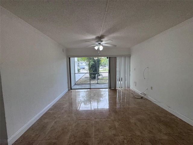 4205 N UNIVERSITY Drive 107, Sunrise, FL 33351