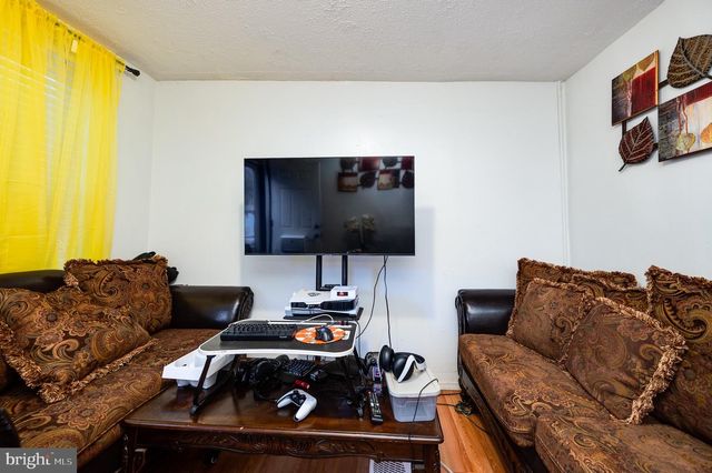 419 N 2ND ST, Reading, PA 19601