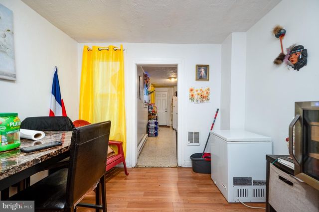 419 N 2ND ST, Reading, PA 19601