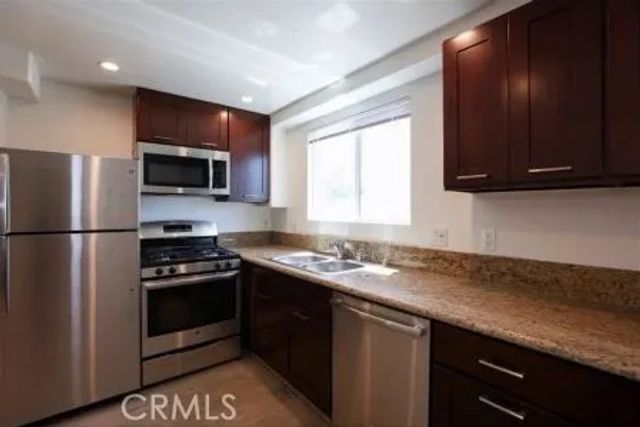 2585 S Sepulveda Boulevard 5, Los Angeles, CA 90064