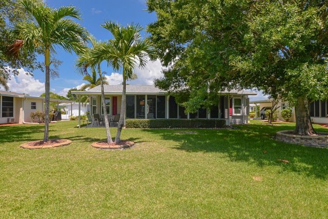 3225 Scarlet Tanager Court, Port St. Lucie, Port St Lucie, FL 34952