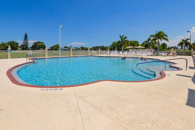 3225 Scarlet Tanager Court, Port St. Lucie, Port St Lucie, FL 34952