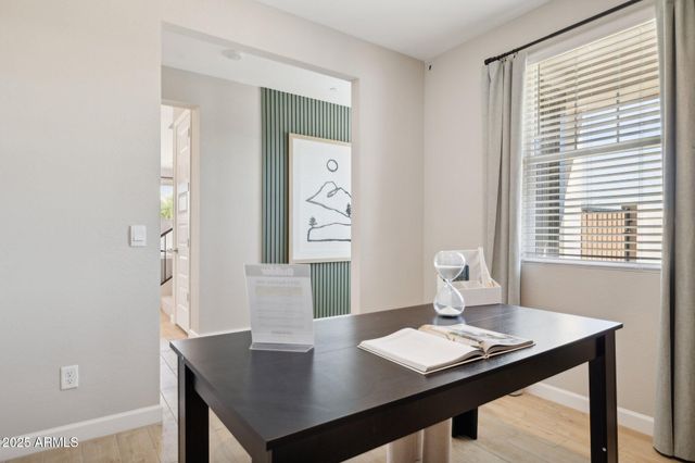 5870 E ZACHARY Drive, Phoenix, AZ 85054