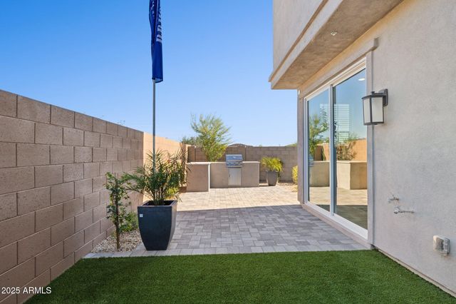 5870 E ZACHARY Drive, Phoenix, AZ 85054