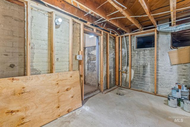 4723 W Morris Hill Rd, Boise, ID 83706