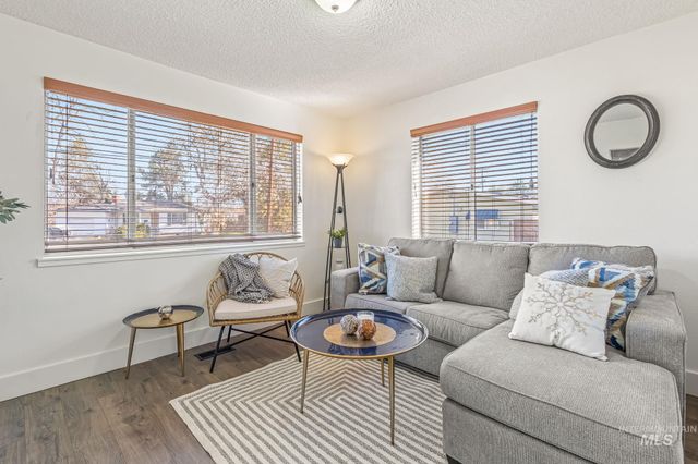 4723 W Morris Hill Rd, Boise, ID 83706