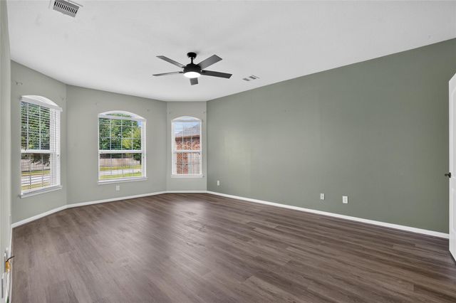 7611 Dragon Pearls Lane, Conroe, TX 77304