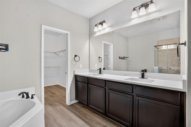 7611 Dragon Pearls Lane, Conroe, TX 77304