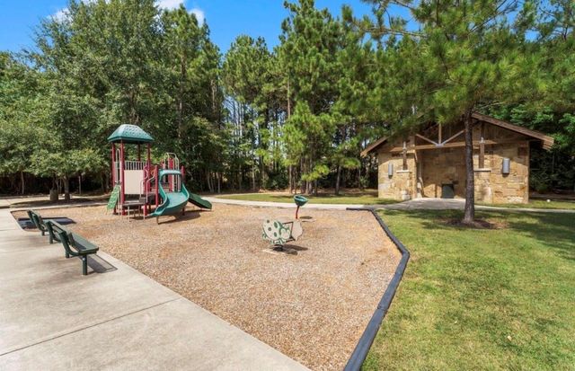 7611 Dragon Pearls Lane, Conroe, TX 77304