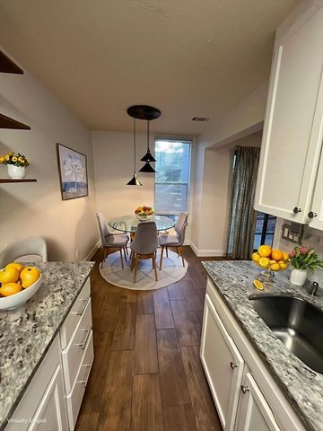 44 Shrewsbury Green Dr B, Shrewsbury, MA 01545