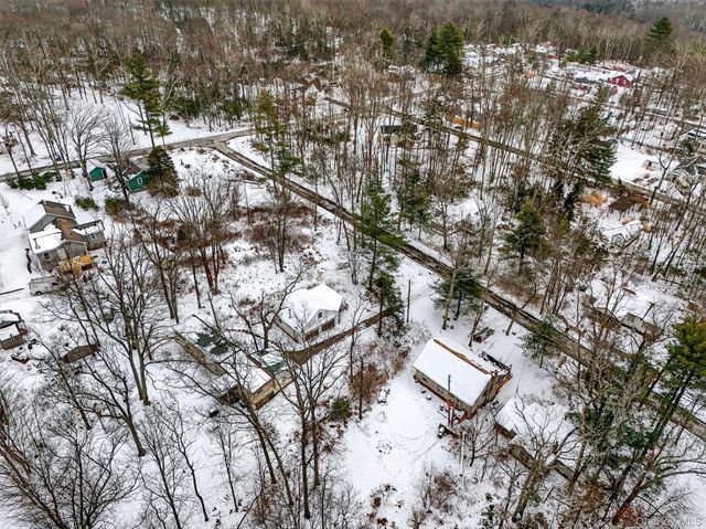 16 Sycamore Trail, Wurtsboro, NY 12790