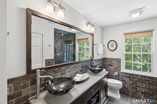 62 Blacksmith Ridge Road, Ridgefield, CT 06877