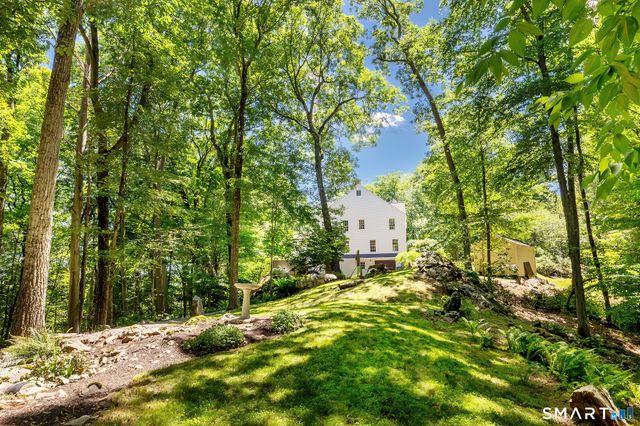 62 Blacksmith Ridge Road, Ridgefield, CT 06877