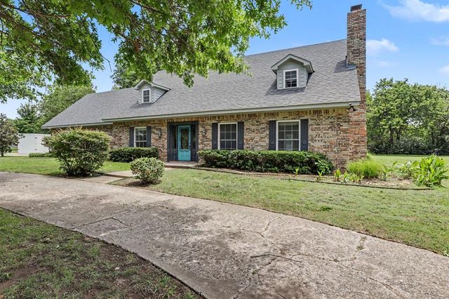 2724 Persimmon Creek Drive, Edmond, OK 73013