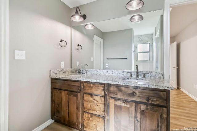 527 Monte Vista, Pleasanton, TX 78064