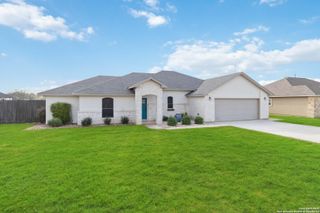 527 Monte Vista, Pleasanton, TX 78064