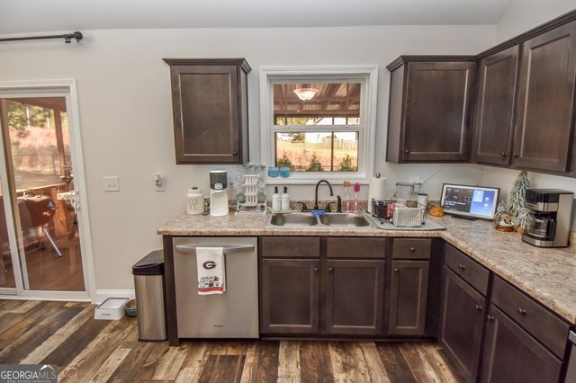 254 Needleleaf Drive, Barnesville, GA 30204