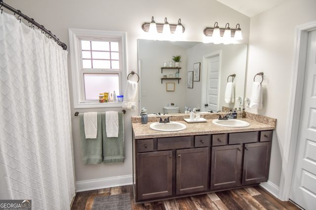 254 Needleleaf Drive, Barnesville, GA 30204