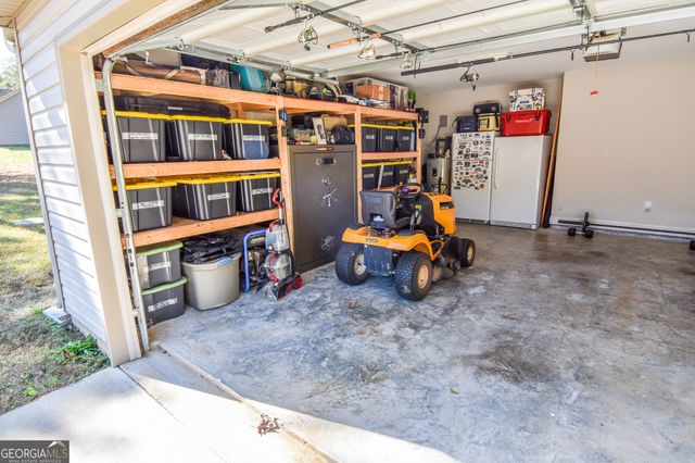 254 Needleleaf Drive, Barnesville, GA 30204