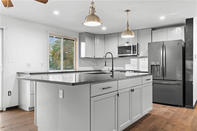 425 Worthington Hills Court, Roswell, GA 30076