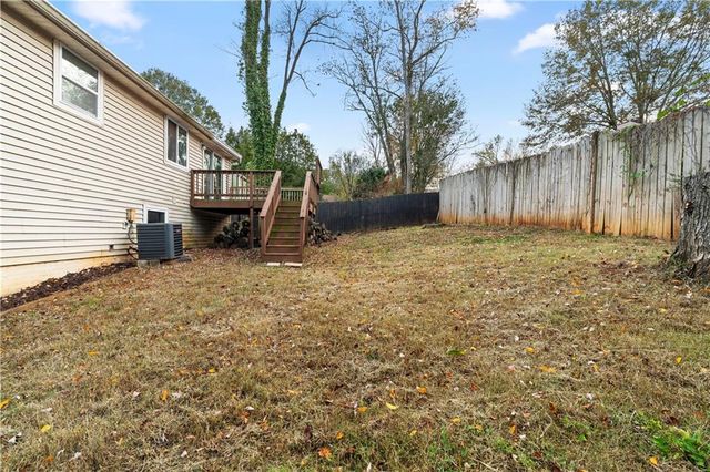 425 Worthington Hills Court, Roswell, GA 30076