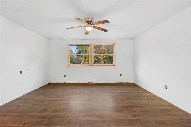 425 Worthington Hills Court, Roswell, GA 30076