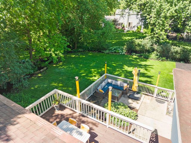 917 Royal Blackheath Court, Naperville, IL 60563