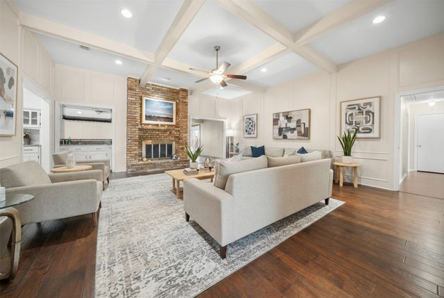 9727 Amberley Drive, Dallas, TX 75243