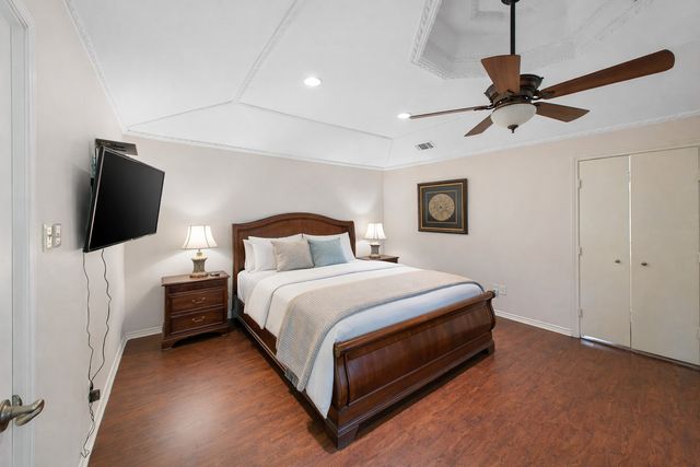 9727 Amberley Drive, Dallas, TX 75243