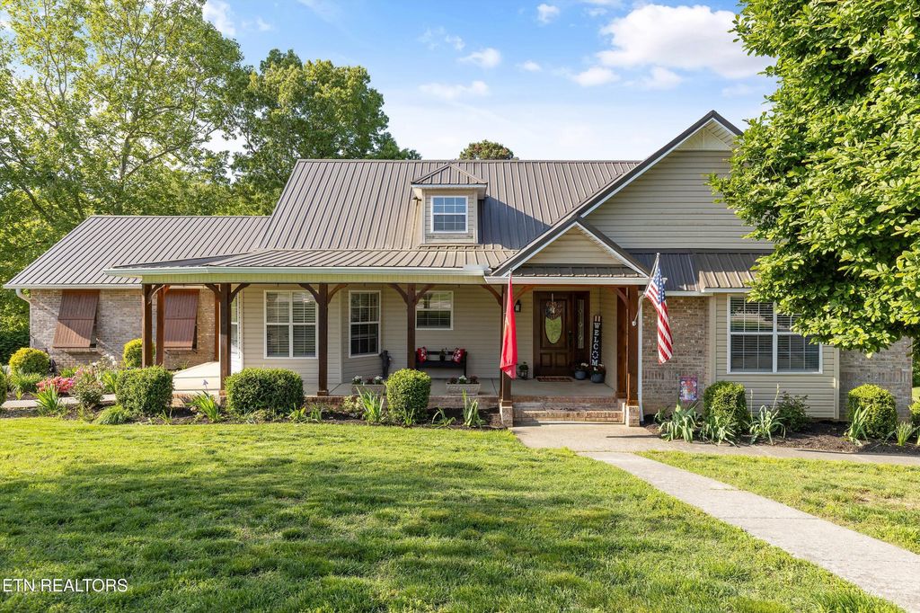 3083 Waters Edge Drive, Morristown, TN 37814