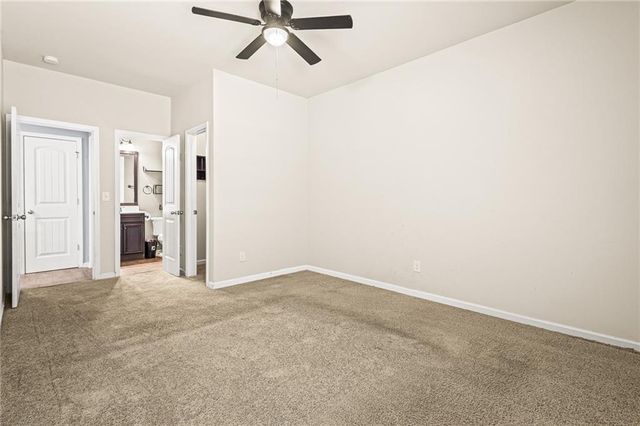 6700 Oak Hill Place, Fairburn, GA 30213