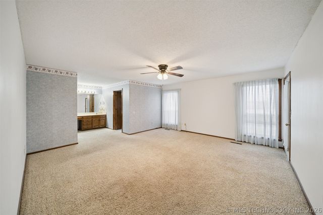 1601 Merlin Circle, Pryor, OK 74361