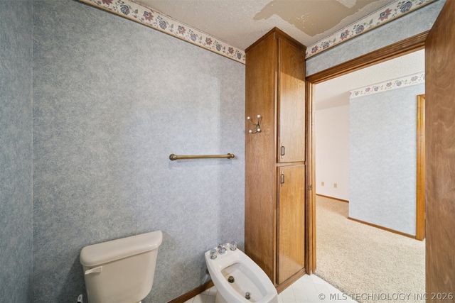 1601 Merlin Circle, Pryor, OK 74361