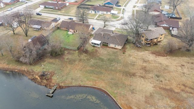 1601 Merlin Circle, Pryor, OK 74361