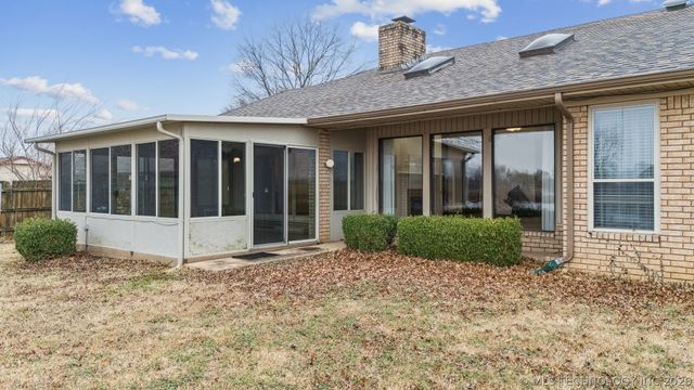 1601 Merlin Circle, Pryor, OK 74361