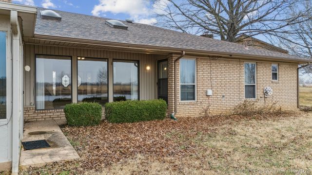 1601 Merlin Circle, Pryor, OK 74361